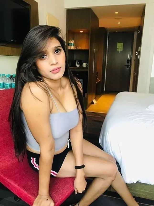 कॉल गर्ल्स सर्विस  सम्पगांव